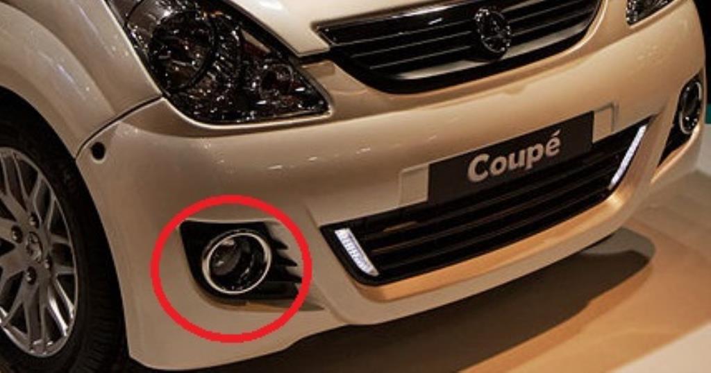 8AT204 CORNICE CROMATA FENDINEBBIA DESTRA AIXAM COUPE E-COUPE E-CITY