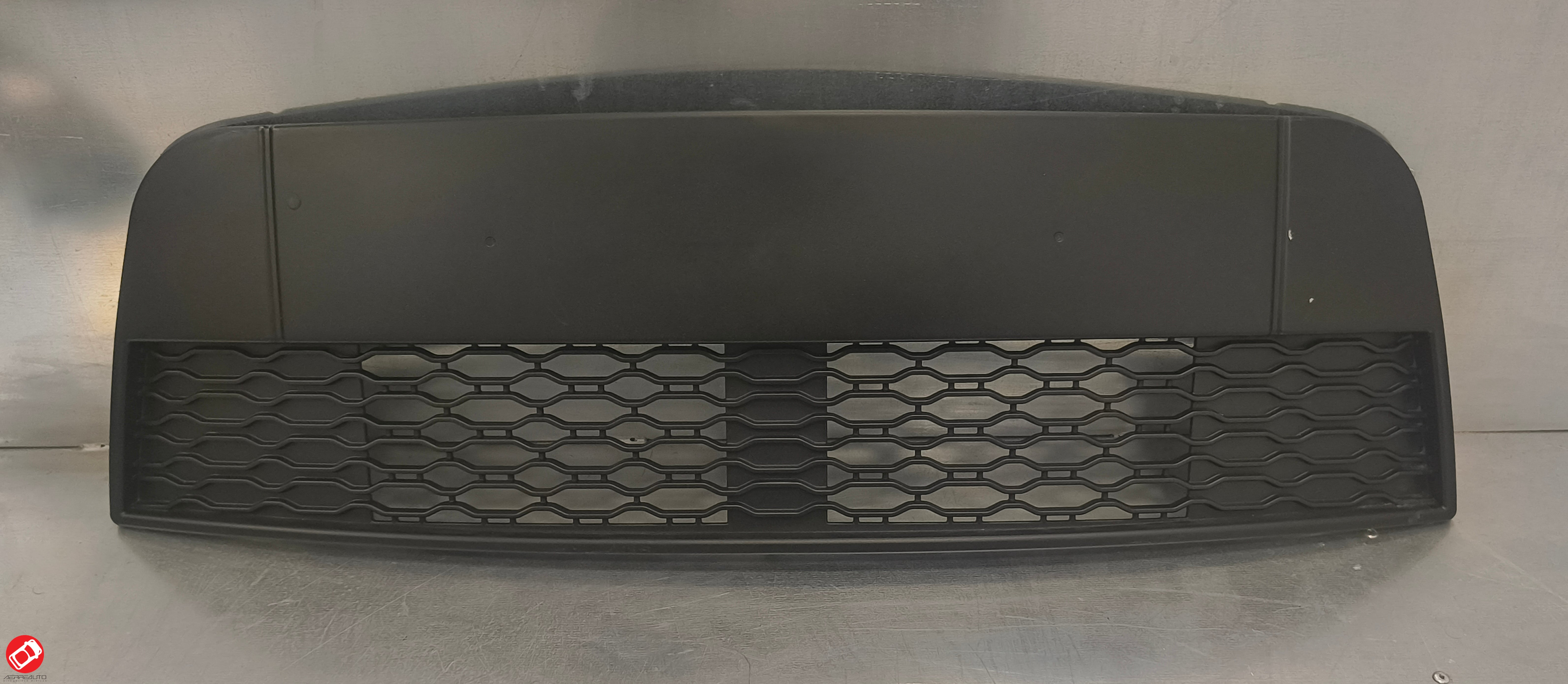0086346 GRIGLIA CALANDRA NERA CENTRALE PARAURTI ANTERIORE LIGIER IXO