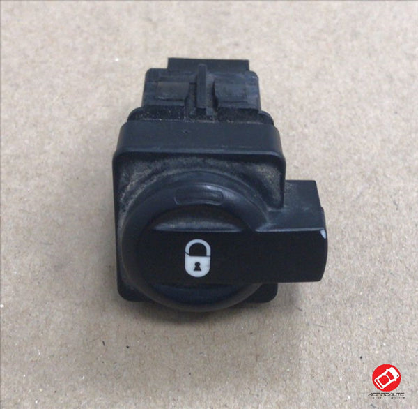 Ch26 V2 Door Closing Button
