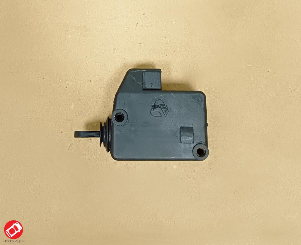 Ligier tailgate actuator