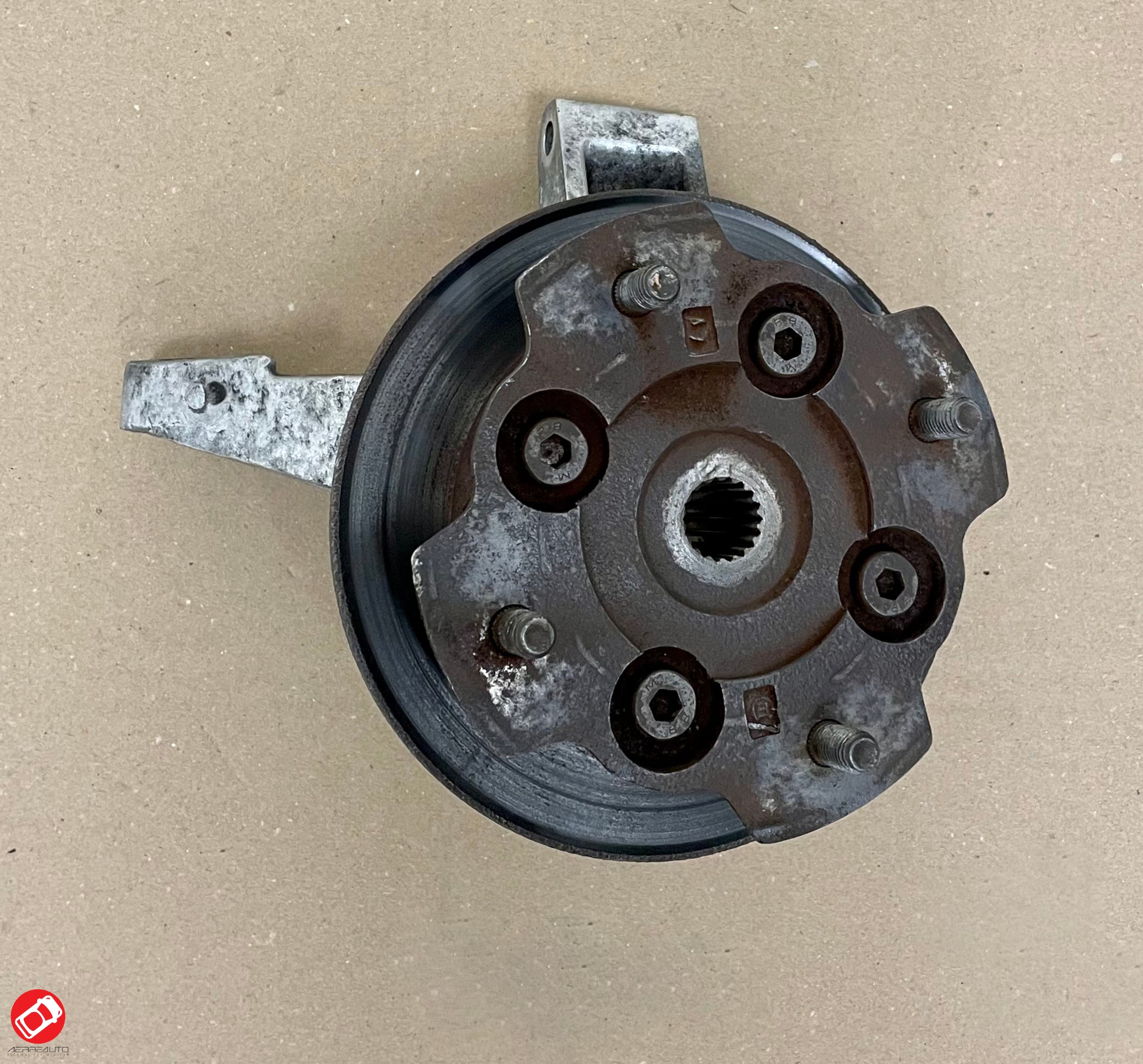 Lyra Virgo Complete Right Hub Carrier
