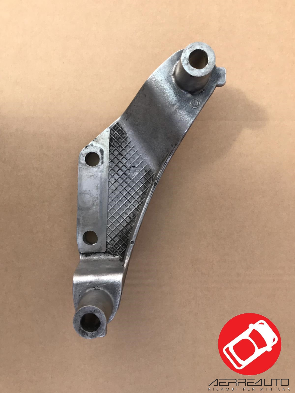1001589 STAFFA SUPPORTO MOTORE/CAMBIO DX MICROCAR MC1 MC2