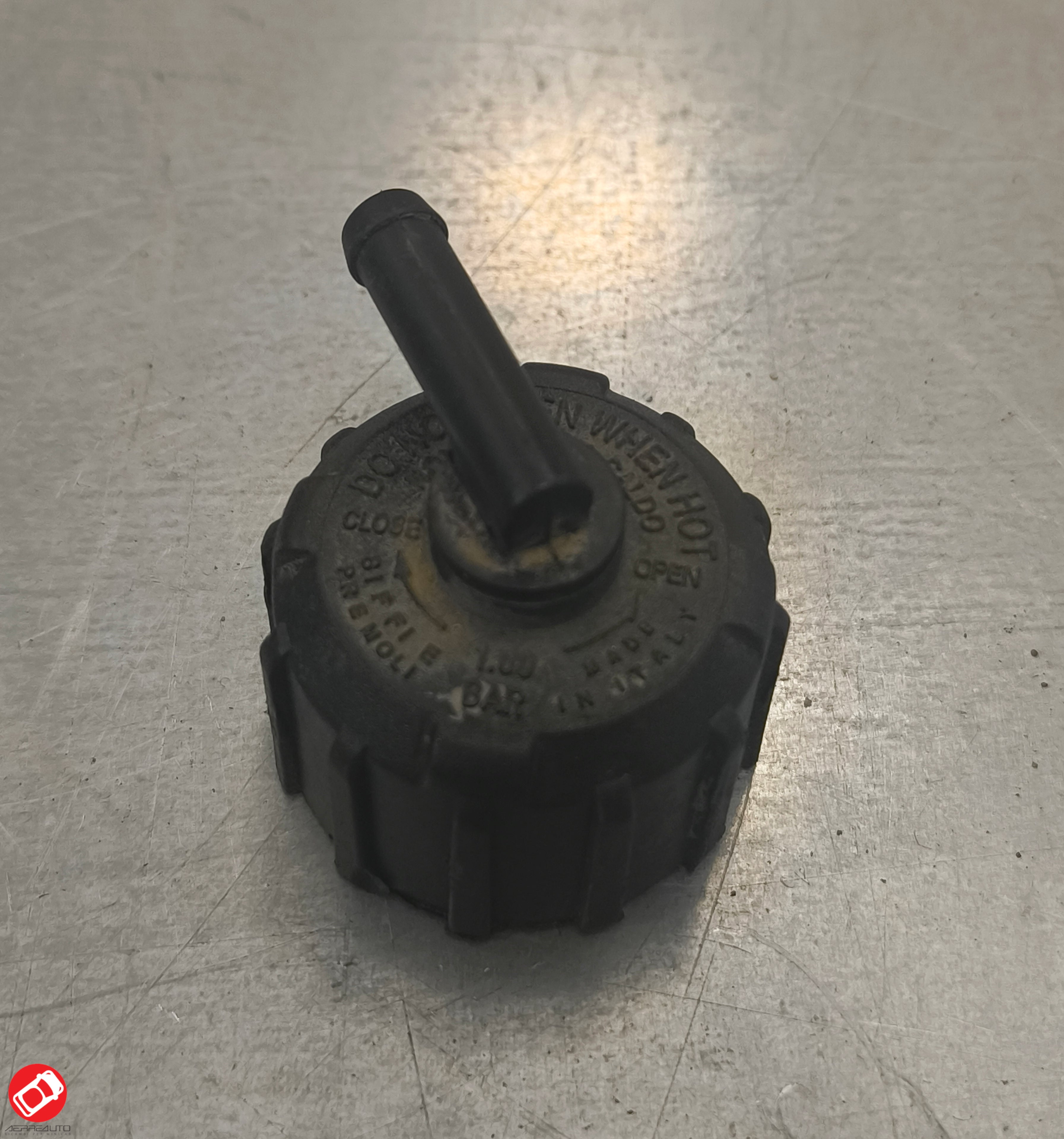 1002122 TAPPO RADIATORE ACQUA MICROCAR VIRGO III MC1 MC2 BELLIER B8