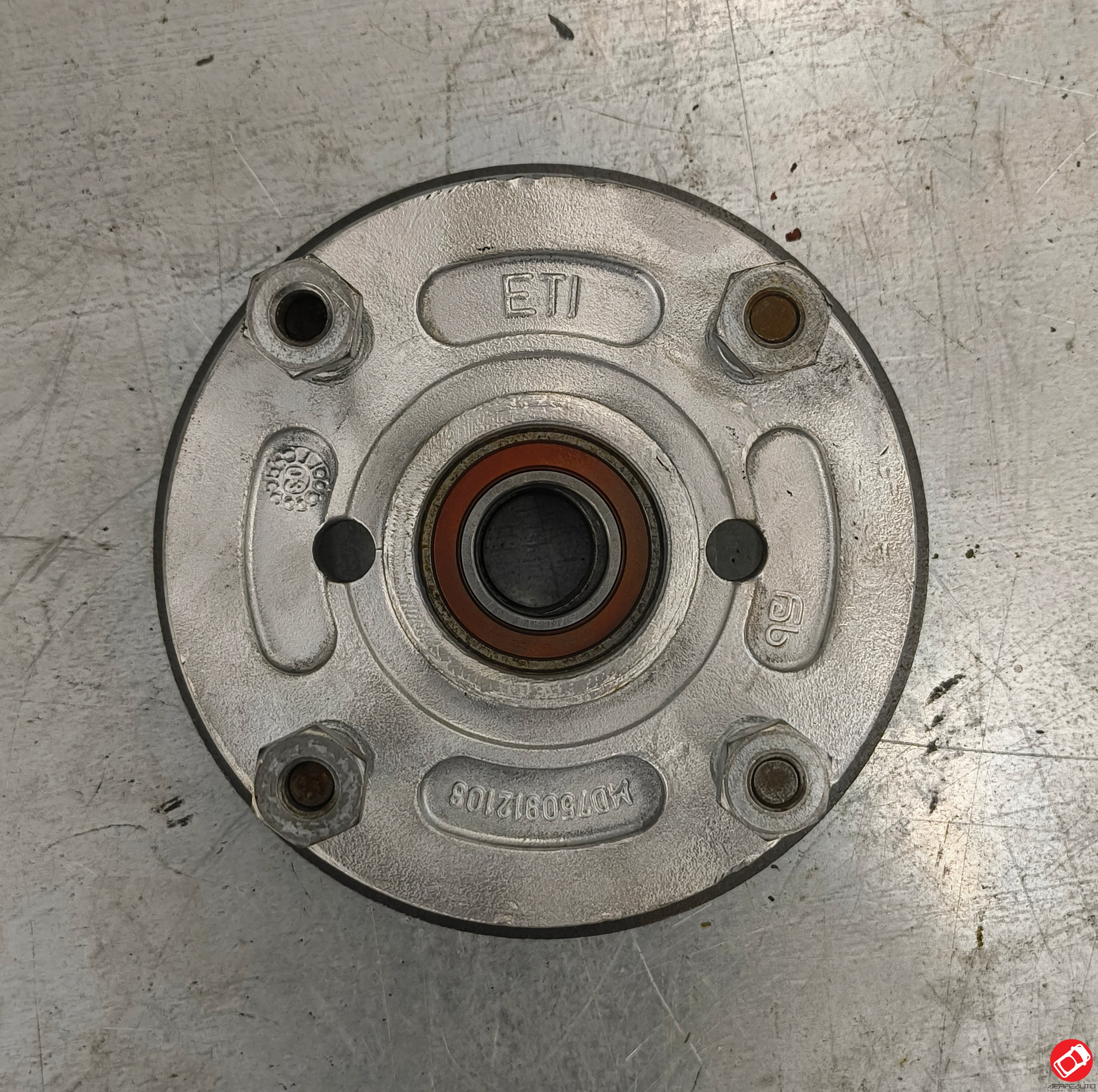 1002148 + 1002147 MOZZO RUOTA POSTERIORE CON DISCO FRENO MICROCAR VIRGO III