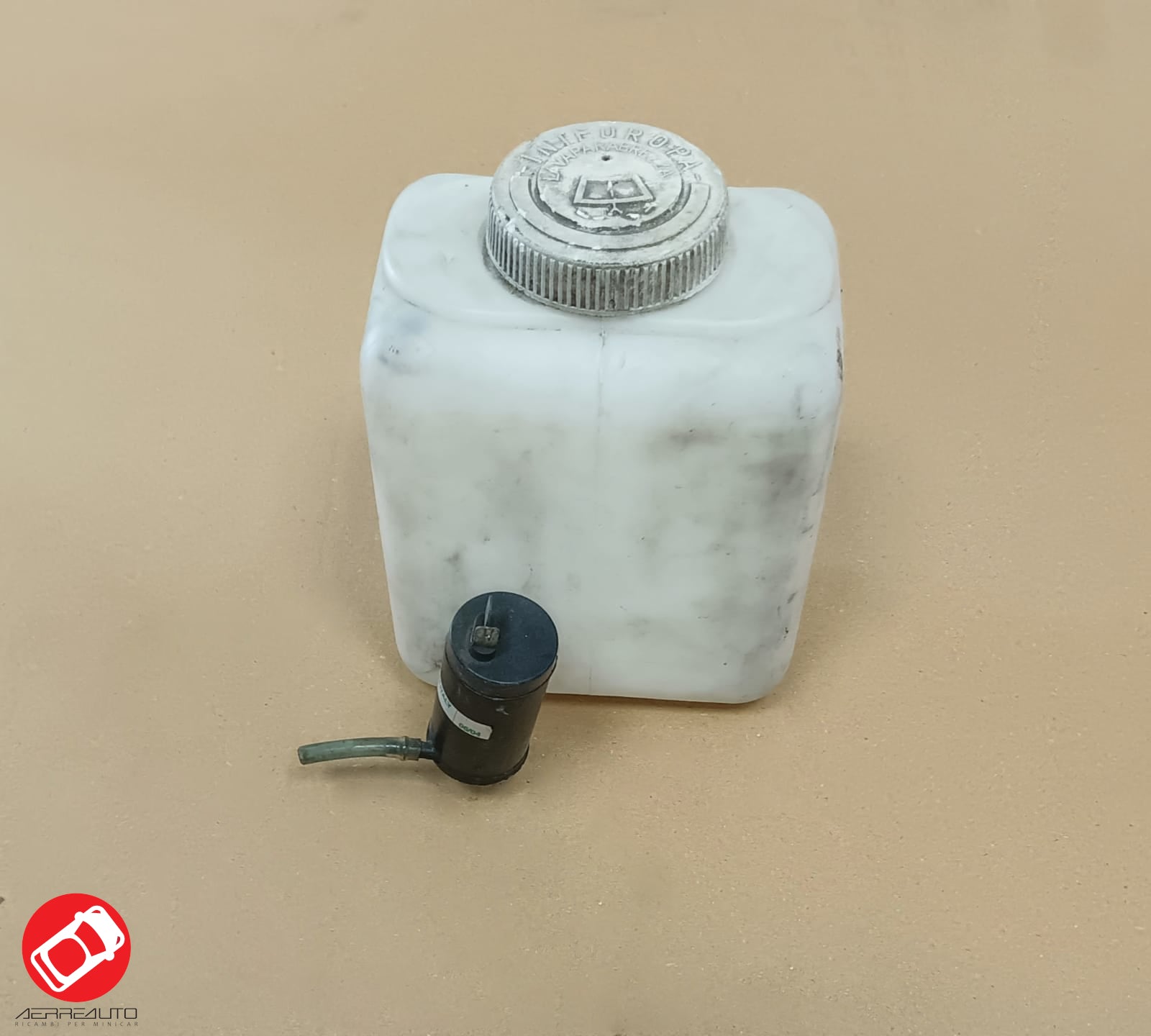 Microcar Mc1 windshield washer tank