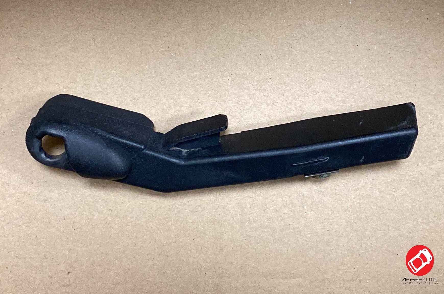 Front bonnet hinge Left Microcar Mc1/2