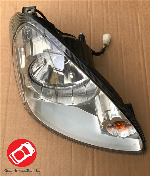 Front lighthouse Right Microcar M.go
