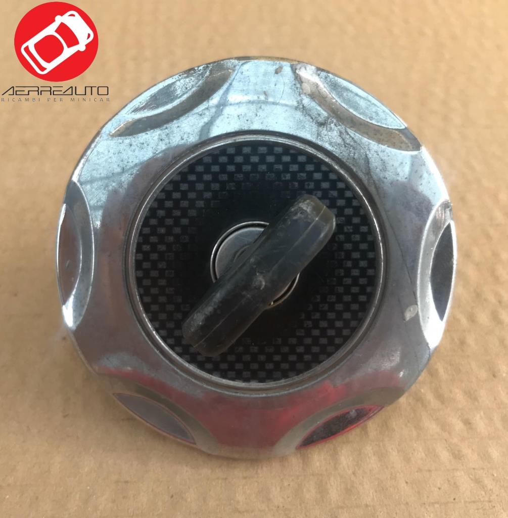 Tank cap. + Chrome Mgo M8 key