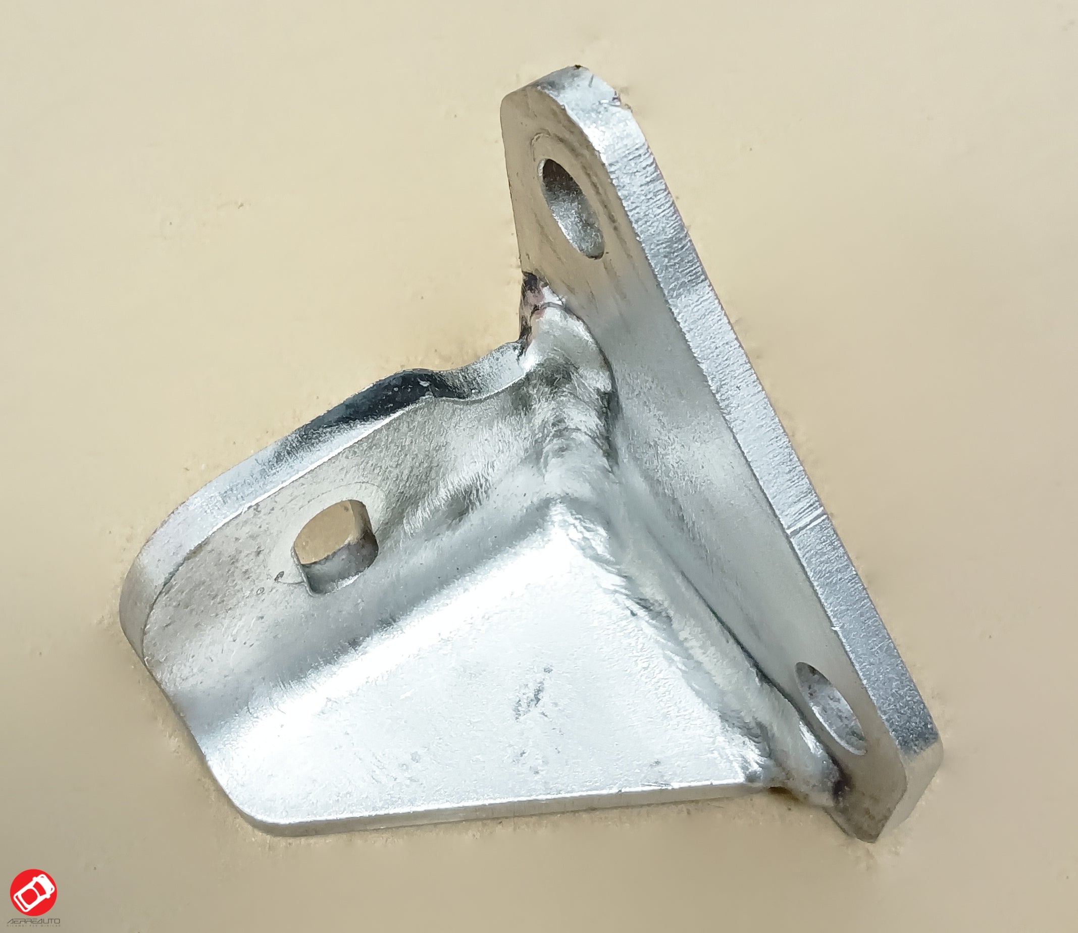 1009617 STAFFA SUPPORTO MOTORE ANT. DX MICROCAR DUE FIRST