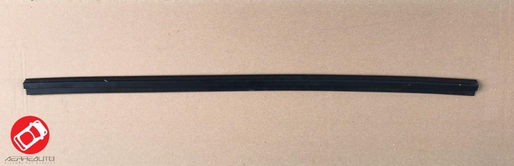 Barooder Medium Right-Left Door Glass Scraper