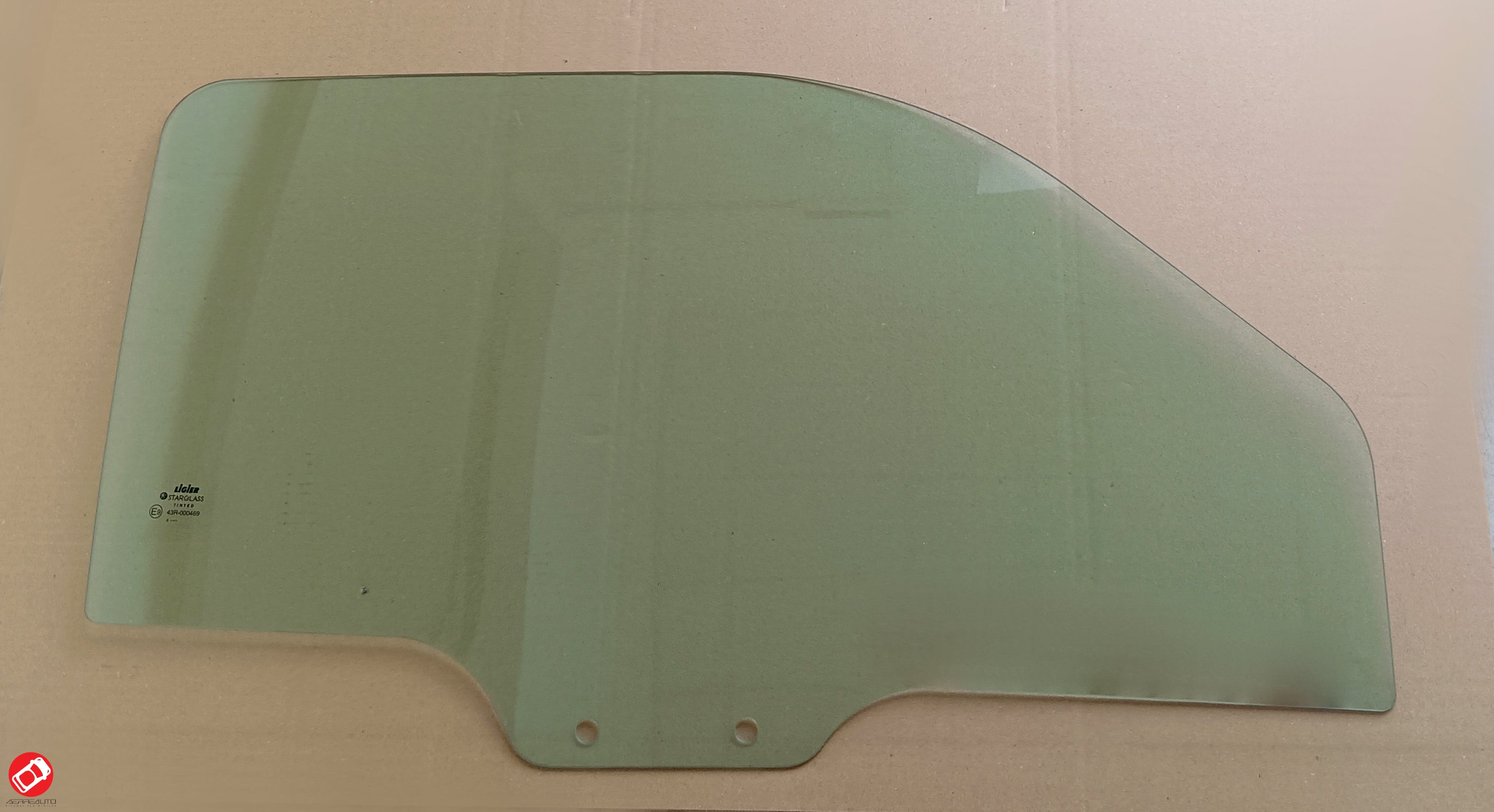 Colored Descending Glass Right Ligier Js50