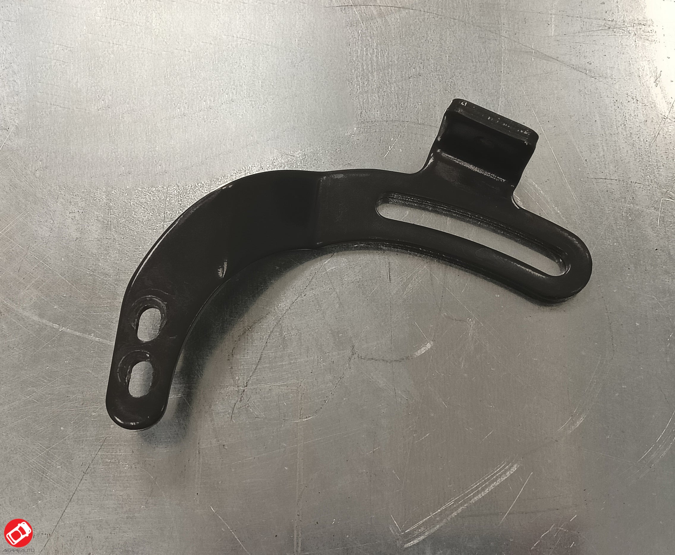 Kubota Z482-e4b alternator bracket