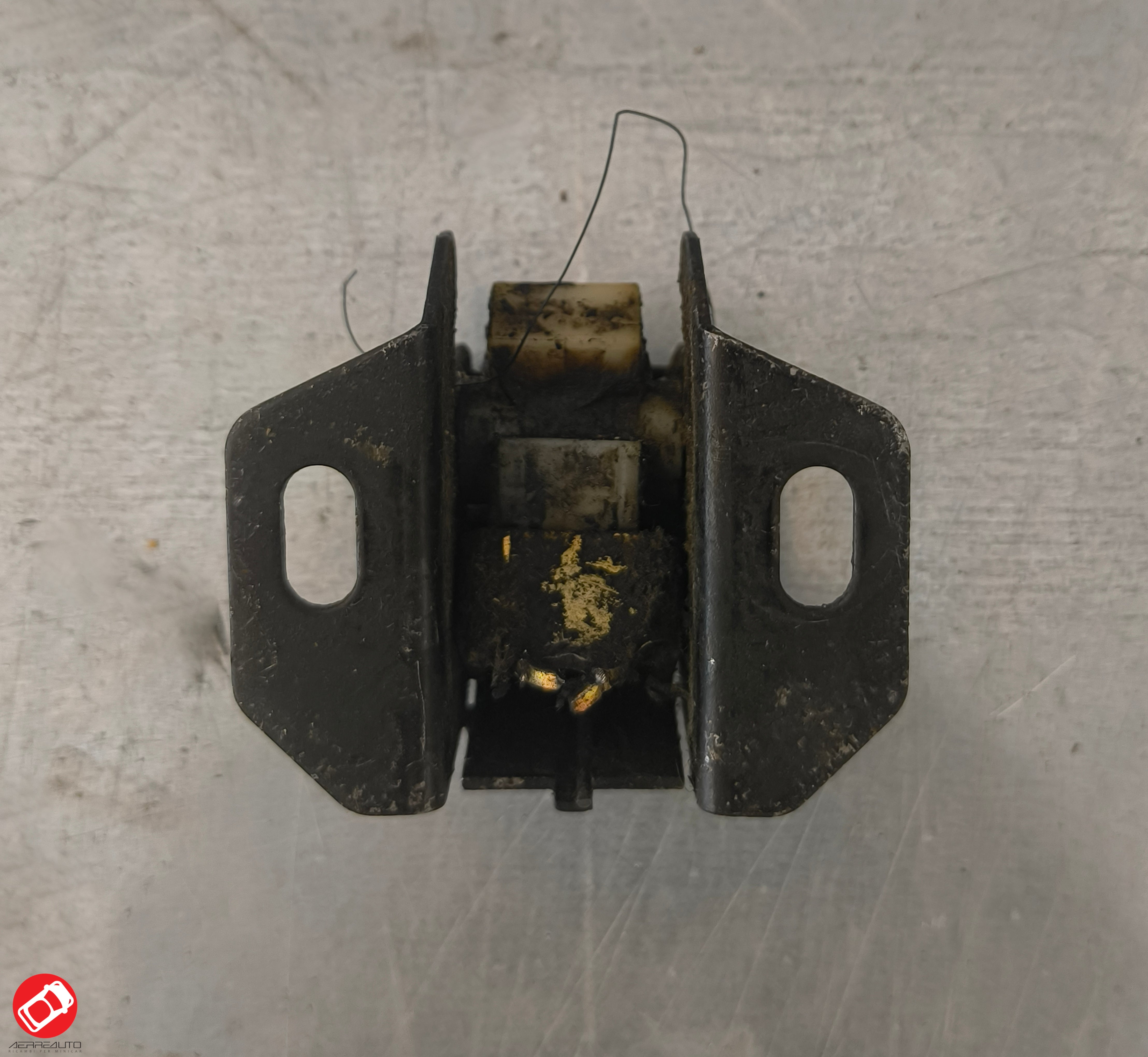607069 SERRATURA PORTELLONE POSTERIORE JDM TITANE I II III