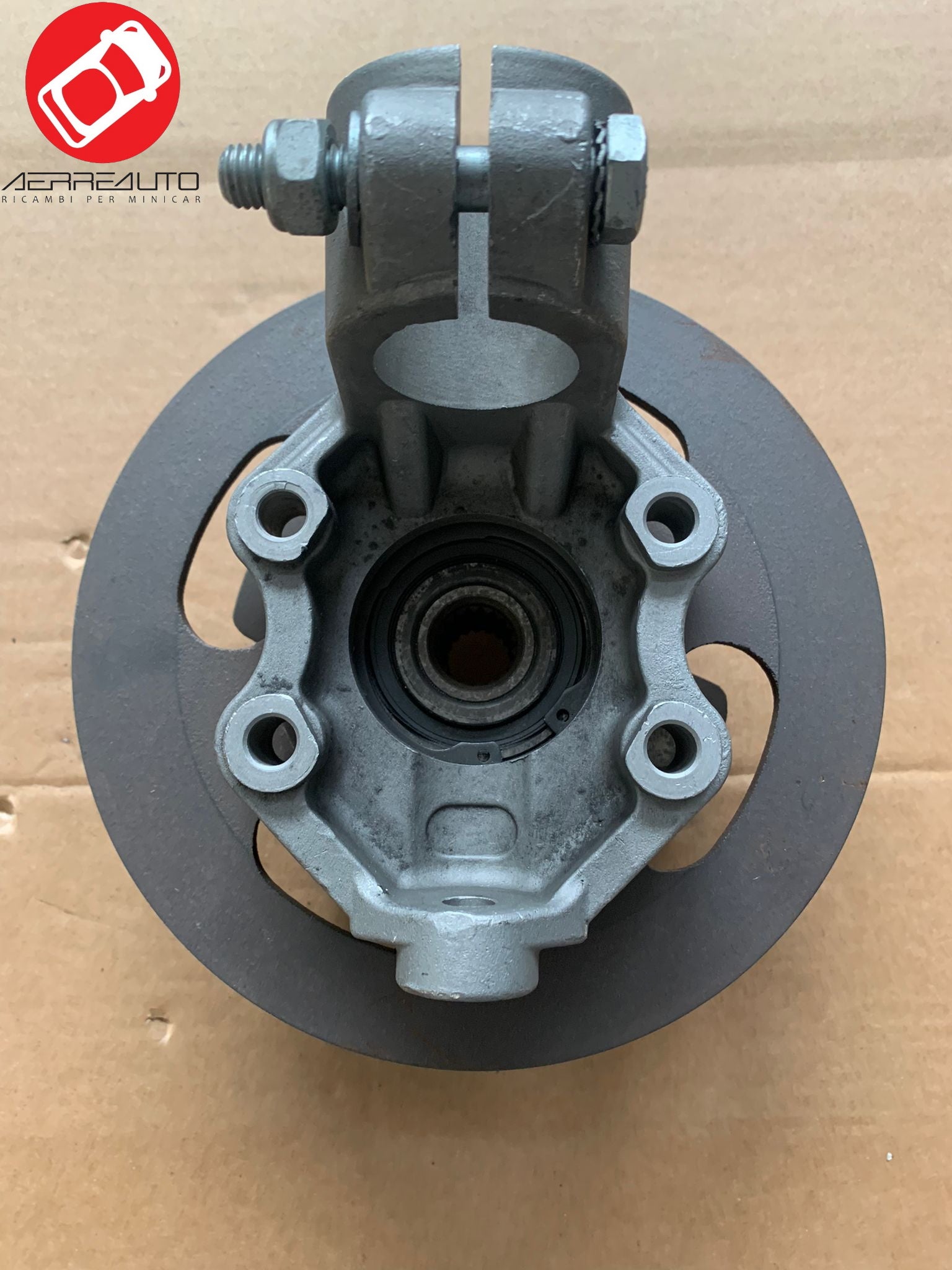 F0040000655 PORTAMOZZO ANTERIORE DESTRO CASALINI ITALCAR BELLIER JADE M10 M12