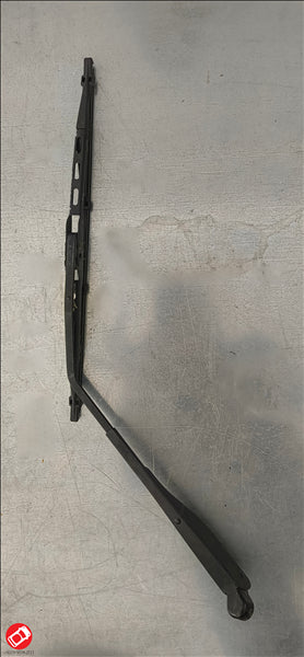 F0141000040 BRACCIO TERGICRISTALLO POST. CASALINI M10 M110