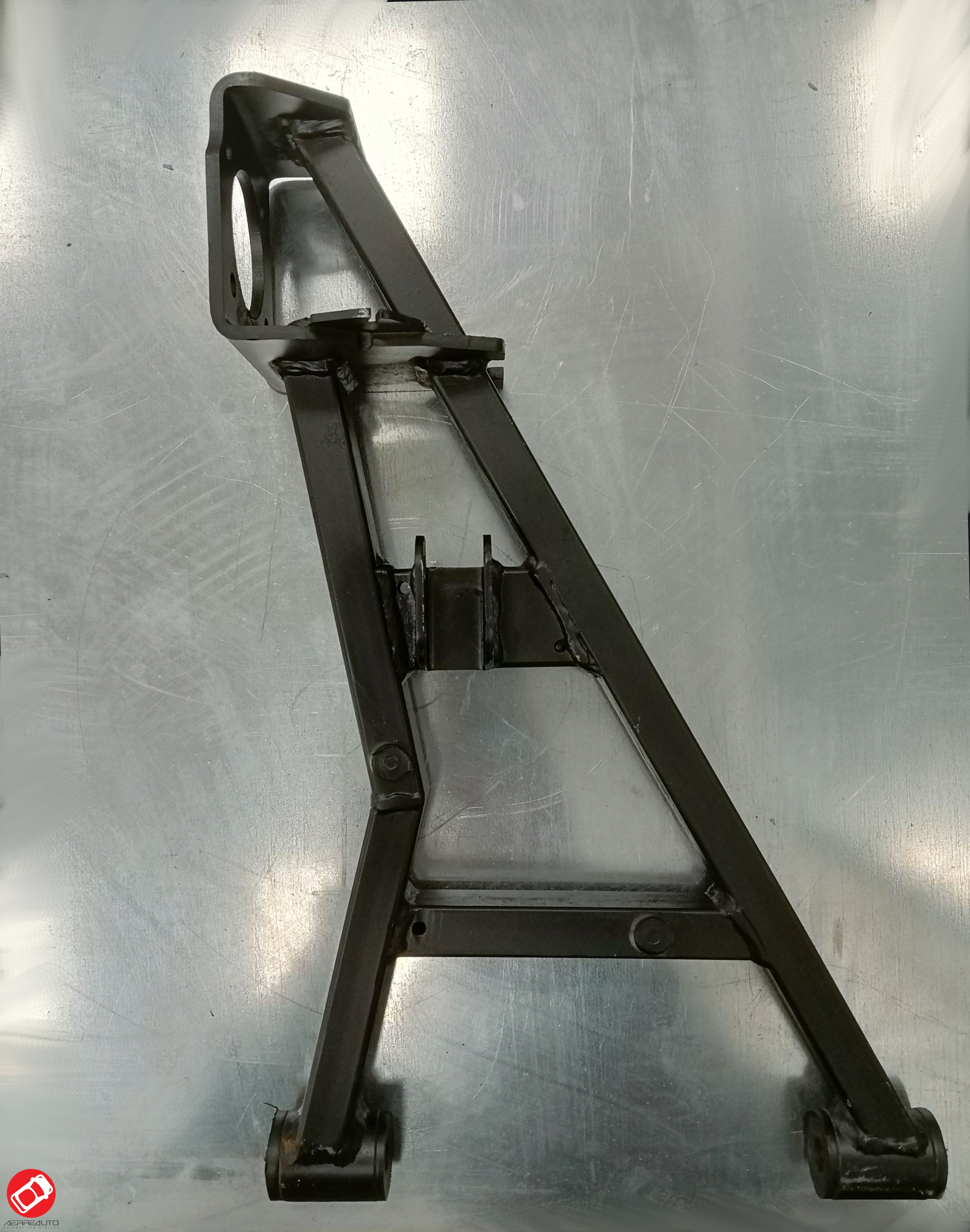 Suspension Triangle Post. Right Italcar