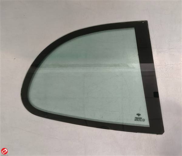041046L VETRO POSTERIORE DESTRO CHIARO LIGIER 162 AMBRA