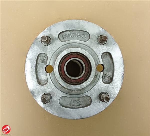 1002653 MOZZETTO POSTERIORE SENZA DISCO MICROCAR MC1/2