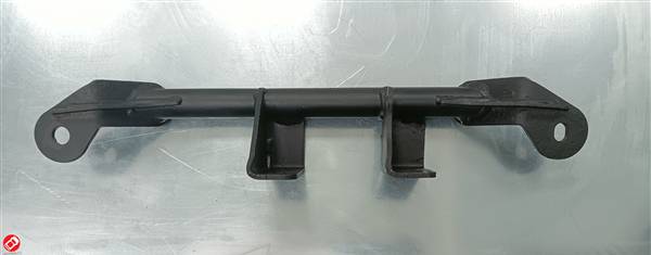 1004547 STAFFA SUPPORTO ANTERIORE MOTORE YANMAR MICROCAR MC1/MC2