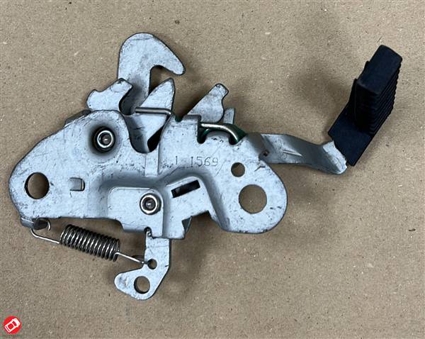 1006541 SERRATURA COFANO ANTERIORE LIGIER JS50F1 JSRC MICROCAR M.GO 1 2 M8 F8C
