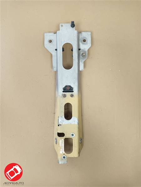 1009118 PIASTRA ANCORAGGIO CINTURE DI SICUREZZA MICROCAR M.GO 1 2 F8C DUE COUPE