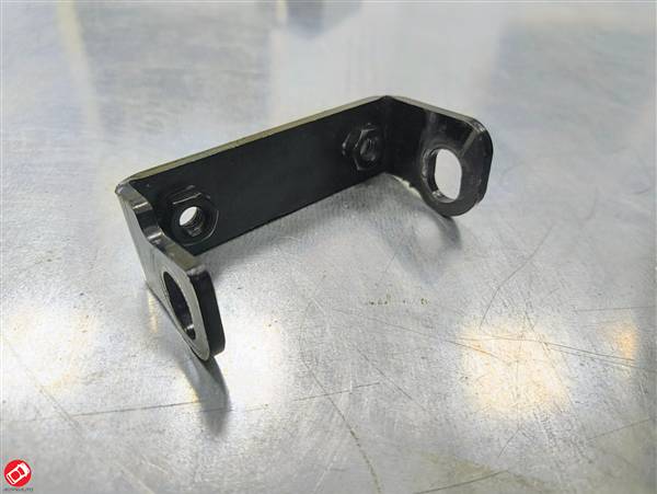 1010002 STAFFA SUPPORTO MOTORE ANTERIORE MICROCAR M.GO2 M8 F8C JSRC DCI
