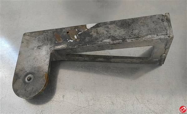 1120002 STAFFA SUPPORTO MOTORE ANTERIORE DESTRA LIGIER XTOO R JS34 MOTORE LDW502