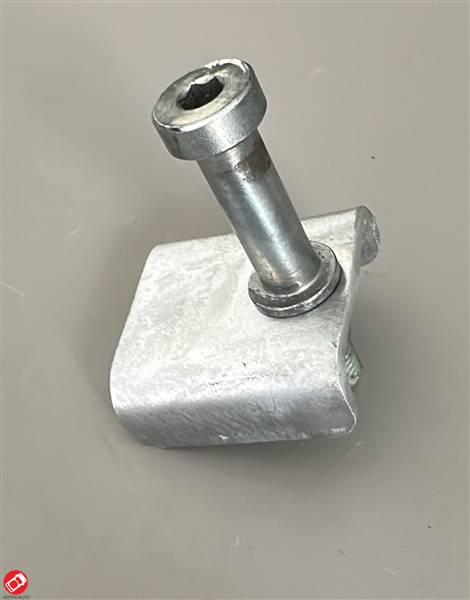 1401787 PERNO SCONTRO CHIUSURA PORTIERA MICROCAR M8