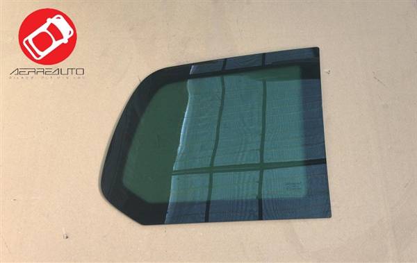 1405748 FINESTRINO VETRO POSTERIORE LATERALE FISSO DX MICROCAR M.GO 6 P96 98
