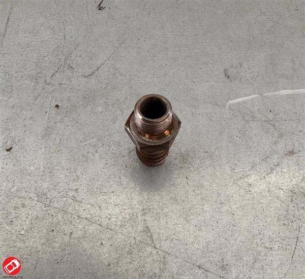 1AA071 RACCORDO MOTORE KUBOTA Z402 482 602