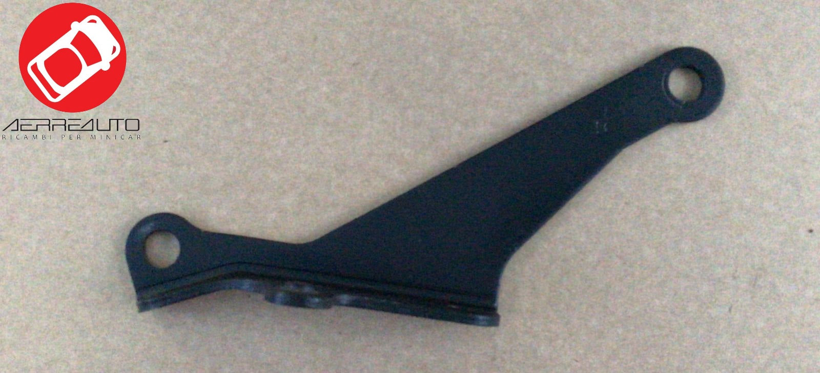 Kubota right gearbox support