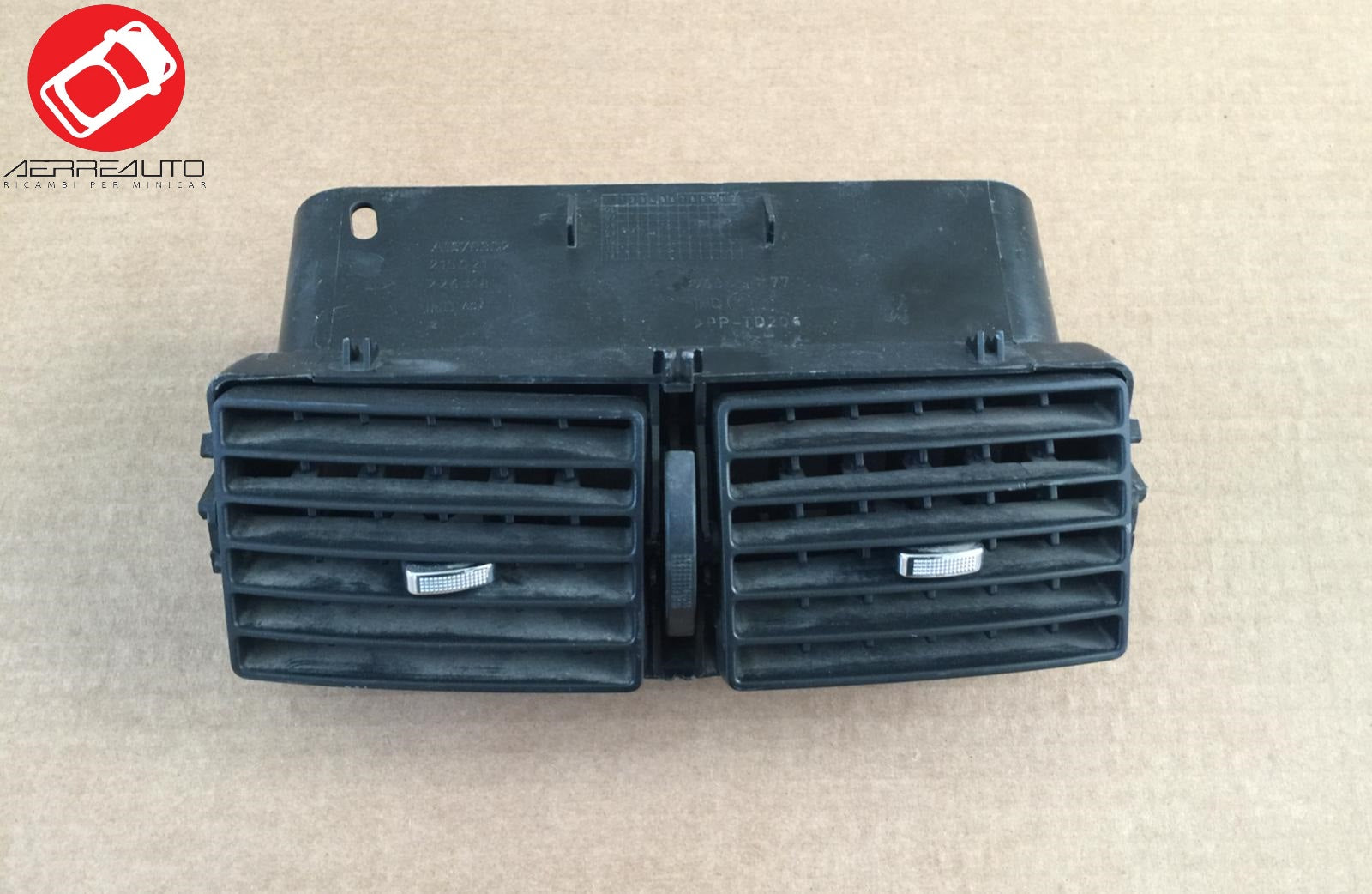 2AA007 GRIGLIA DI VENTILAZIONE RISCALDAMENTO AIXAM A.721 741 751 SCOUTY