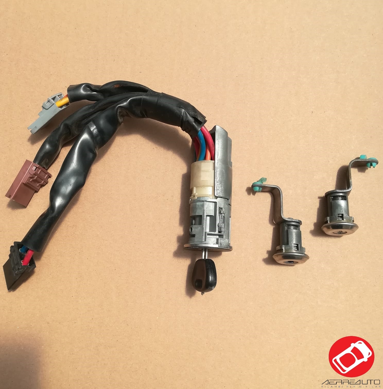 4G019 BLOCCHETTO ACCENSIONE + SERRATURA PORTE AIXAM 400 500 A.721 CITY SCOUTY