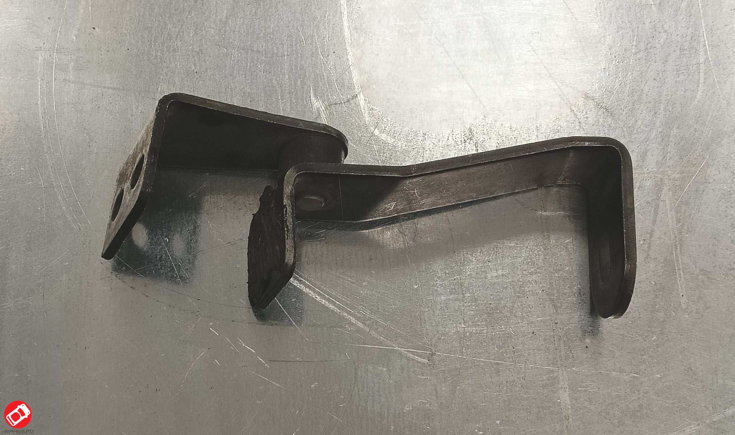 Right Tailgate Hinge Aixam 2005/08