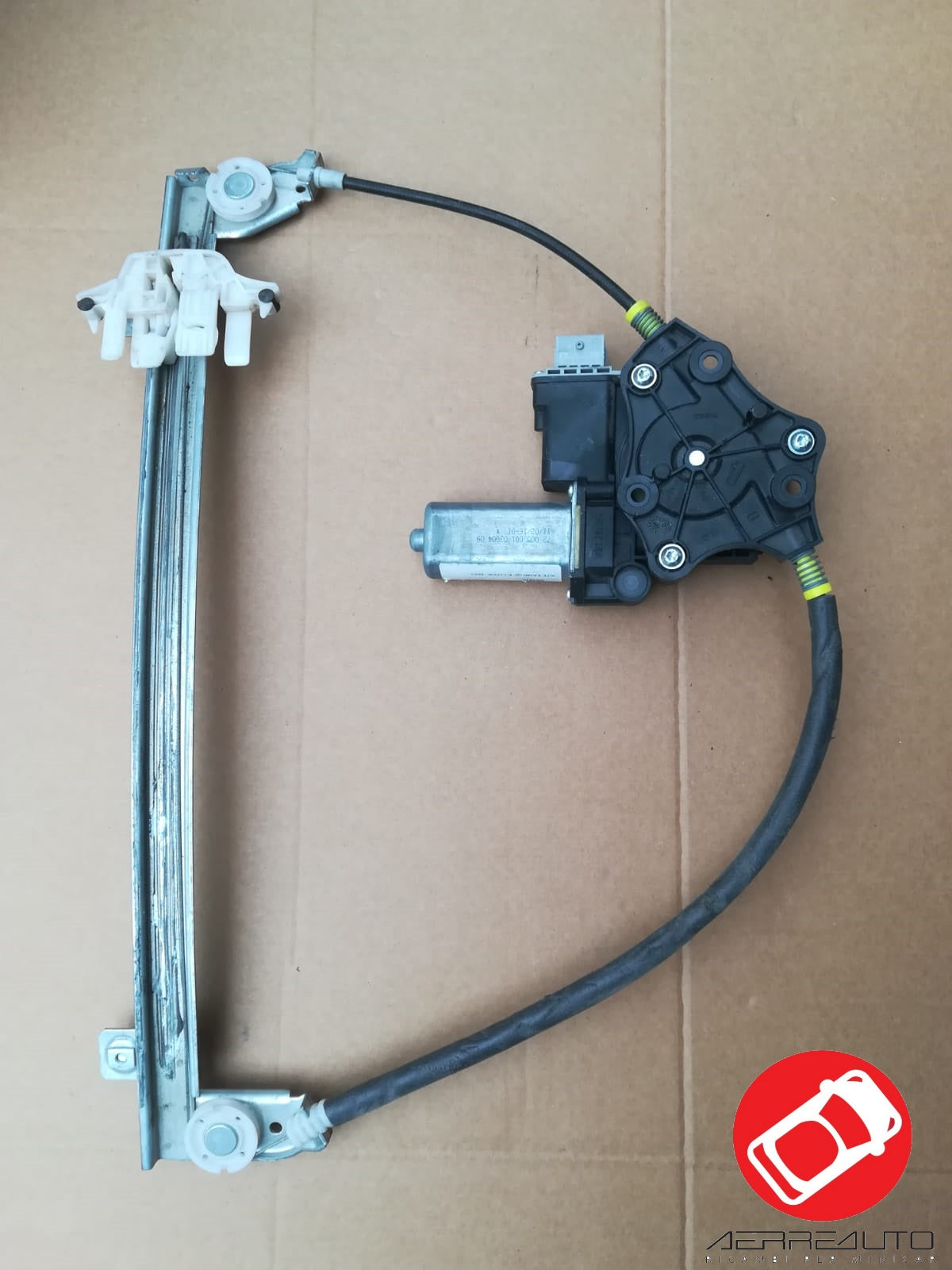 Electric Window Lifter Left 10/15 6 Spin.