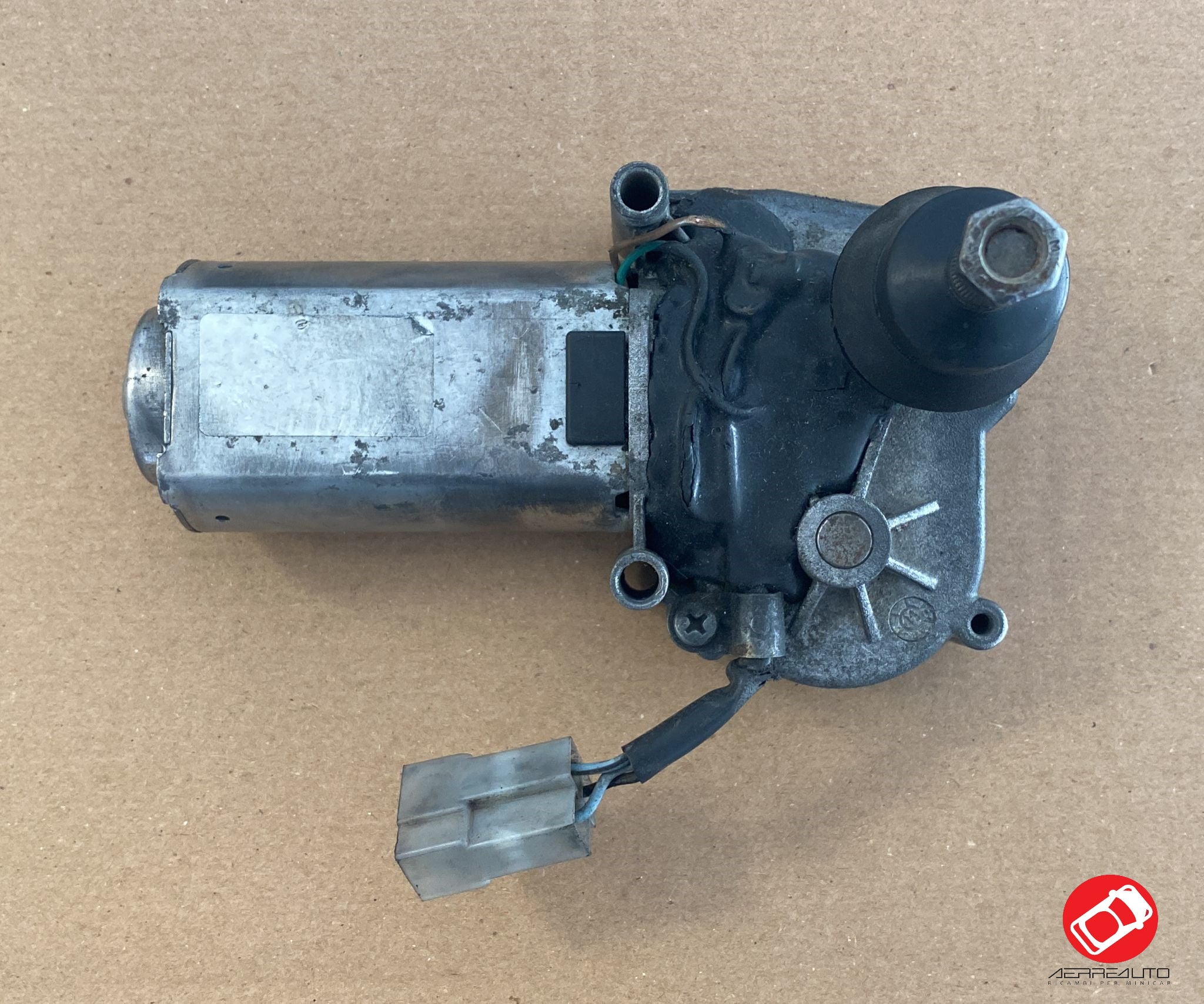 8AP065 MOTORINO TERGICRISTALLO POST. AIXAM VISION MINAUTO CITY COUPE CROSSOVER