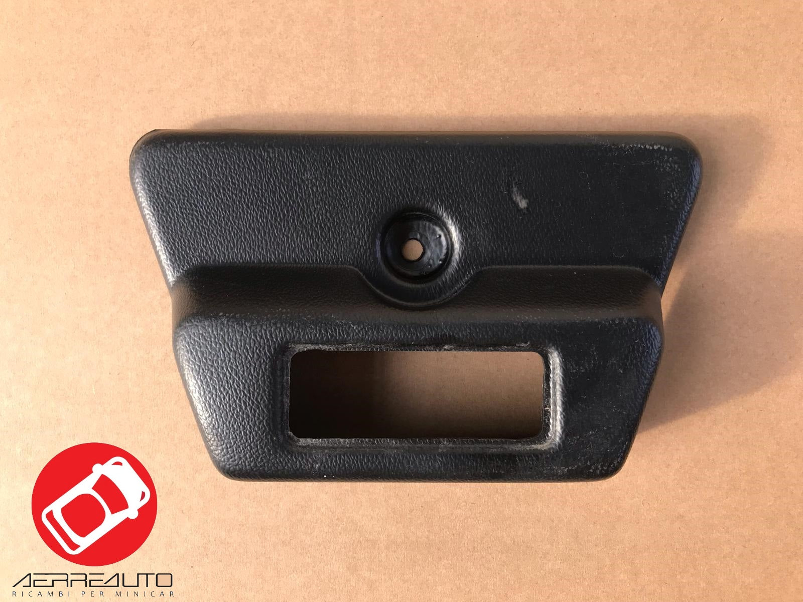 Aixam ceiling light support