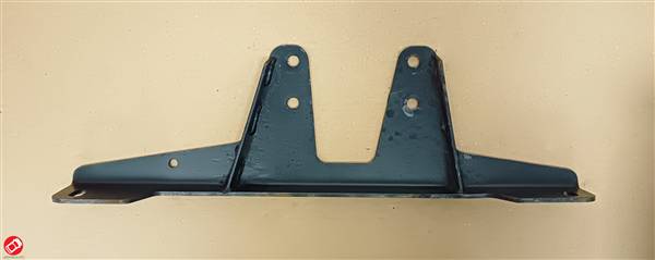 901108 STAFFA SUPPORTO MOTORE ANTERIORE JDM TITANE I II III YANMAR 2TNE68