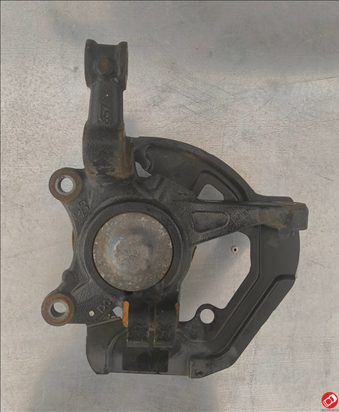 A4533320200 PORTAMOZZO ANTERIORE SINISTRO SMART FORTWO FORFOUR 453