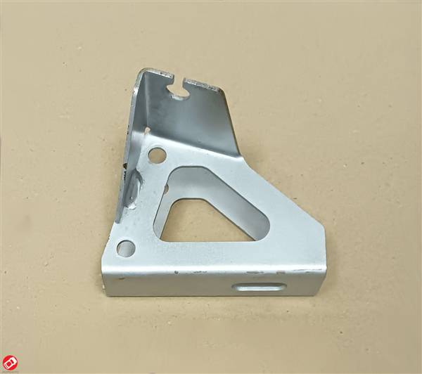 BAF03-0007260 STAFFA SUPPORTO RIDUTTORE GRECAV EKE SONIQUE