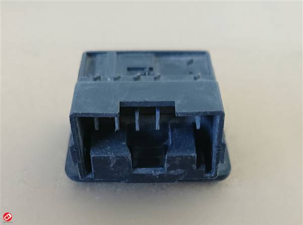 BAF31-0007626 BCR52-0016062 INTERRUTTORE ALZACRISTALLI DESTRO GRECAV EKE LM4 LM5