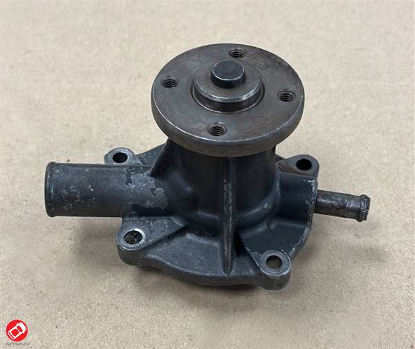 K190697303 POMPA ACQUA MOTORE KUBOTA Z482 Z402 AIXAM
