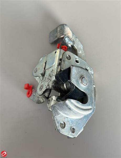 P0041051390 SERRATURA PORTIERA DESTRA CASALINI SULKY M10 M110 M12