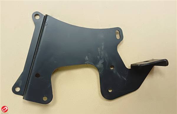 P0729051840 STAFFA SUPPORTO MOTORE SINISTRA CASALINI M10 M110 M12