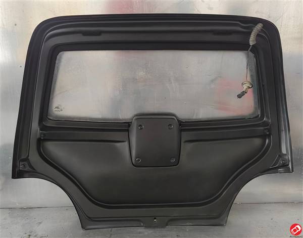 0085672 + 0041107 PORTELLONE POSTERIORE CON LUNOTTO LIGIER NOVA