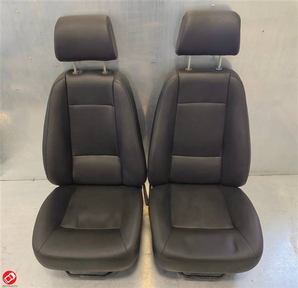 COPPIA SEDILI CHATENET CH26