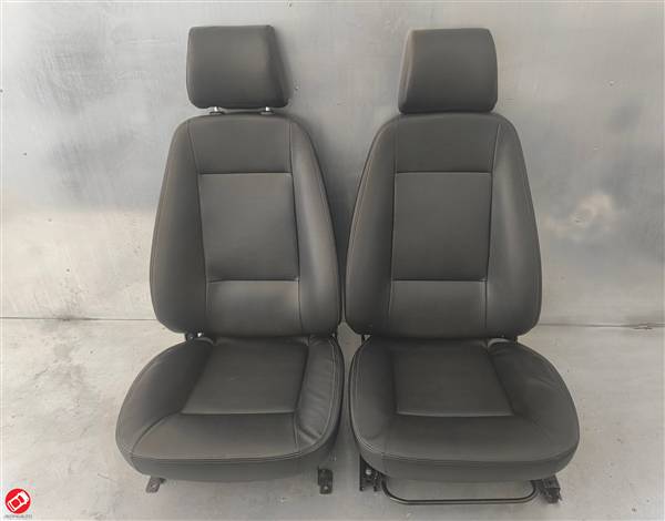 1405899 COPPIA SEDILI MICROCAR DUE P85 M.GO3